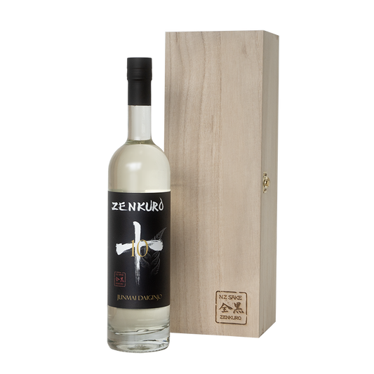 スペースドラゴン 純米吟醸 ZENKURO × TAKAHIRoK